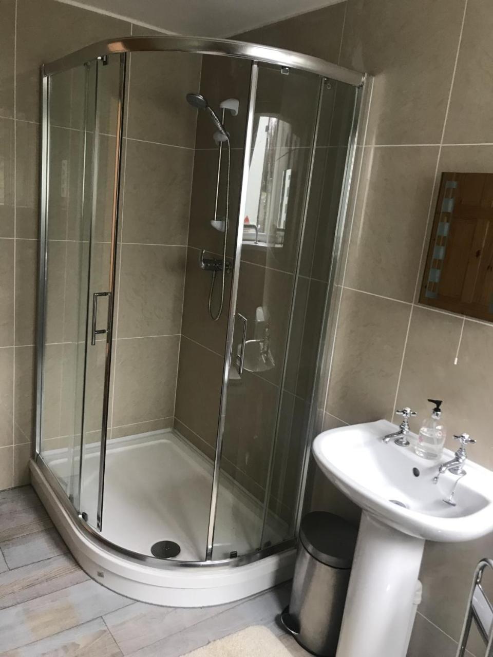 Hafan Y Coed Bed and Breakfast Abercraf Esterno foto